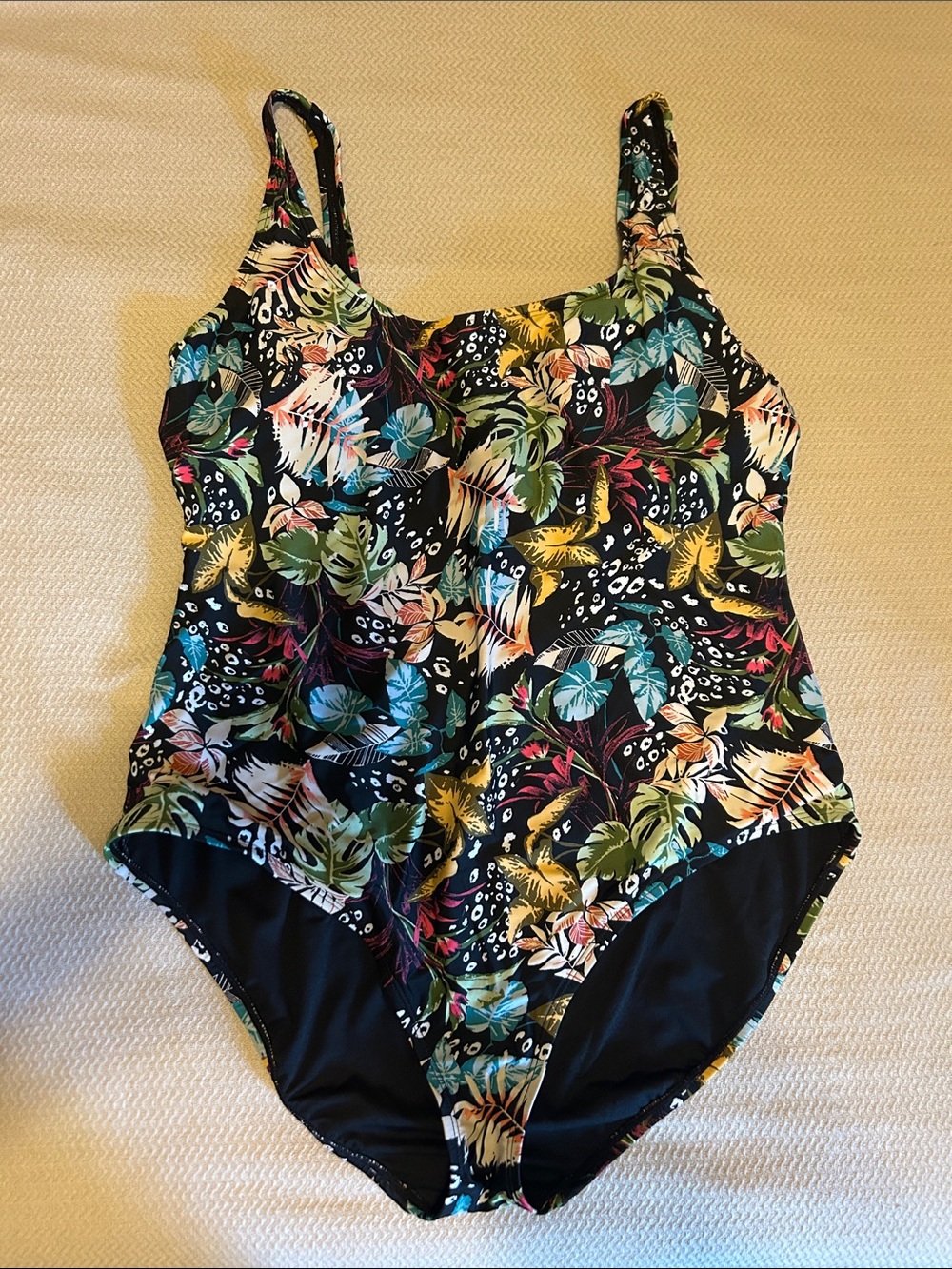 Women’s Floral Tropical One-Piece Swimsuit - Black Ocean Pacific XXL